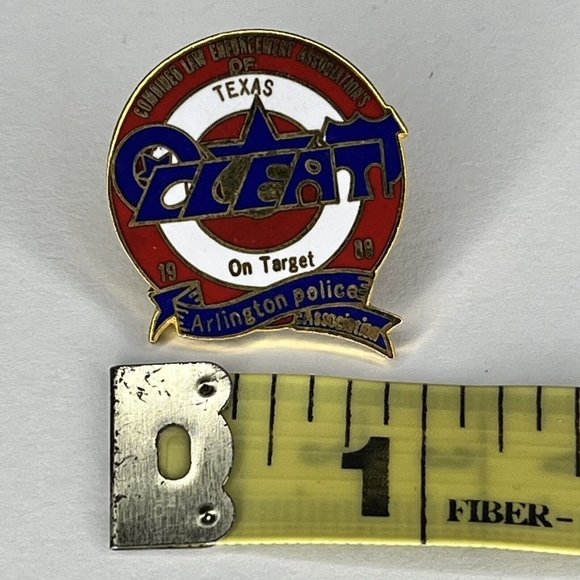 CLEAT 1989 Arlington Texas Police Association Lapel Pin - Picture 5 of 6